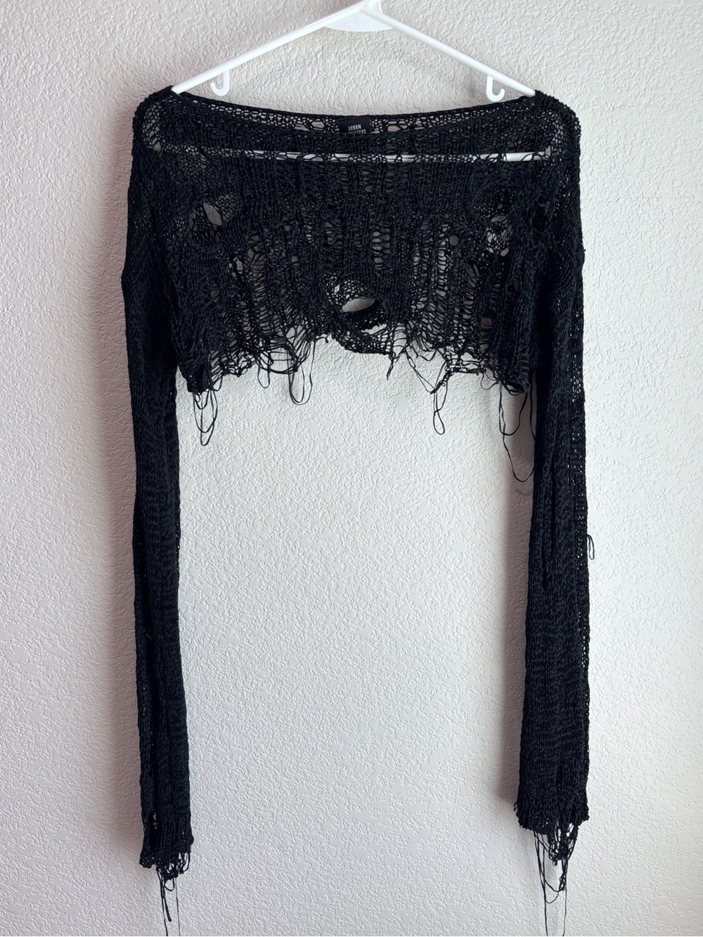 Urban Outfitters Distressed Knit Pullover Cropped Sweater Shrug Size Medium